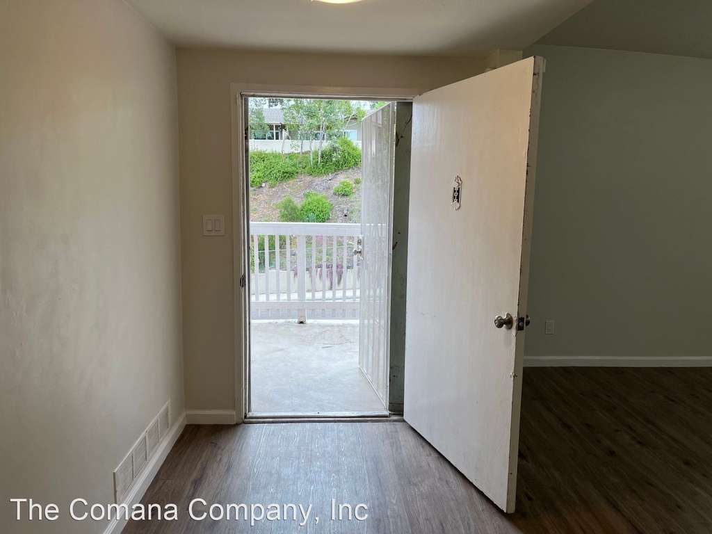 5120-5122 70th Street - Photo 8