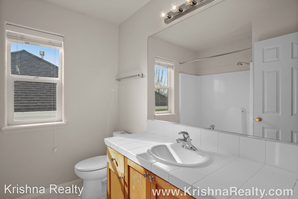 4616 Nw White Mountain Ter - Photo 4