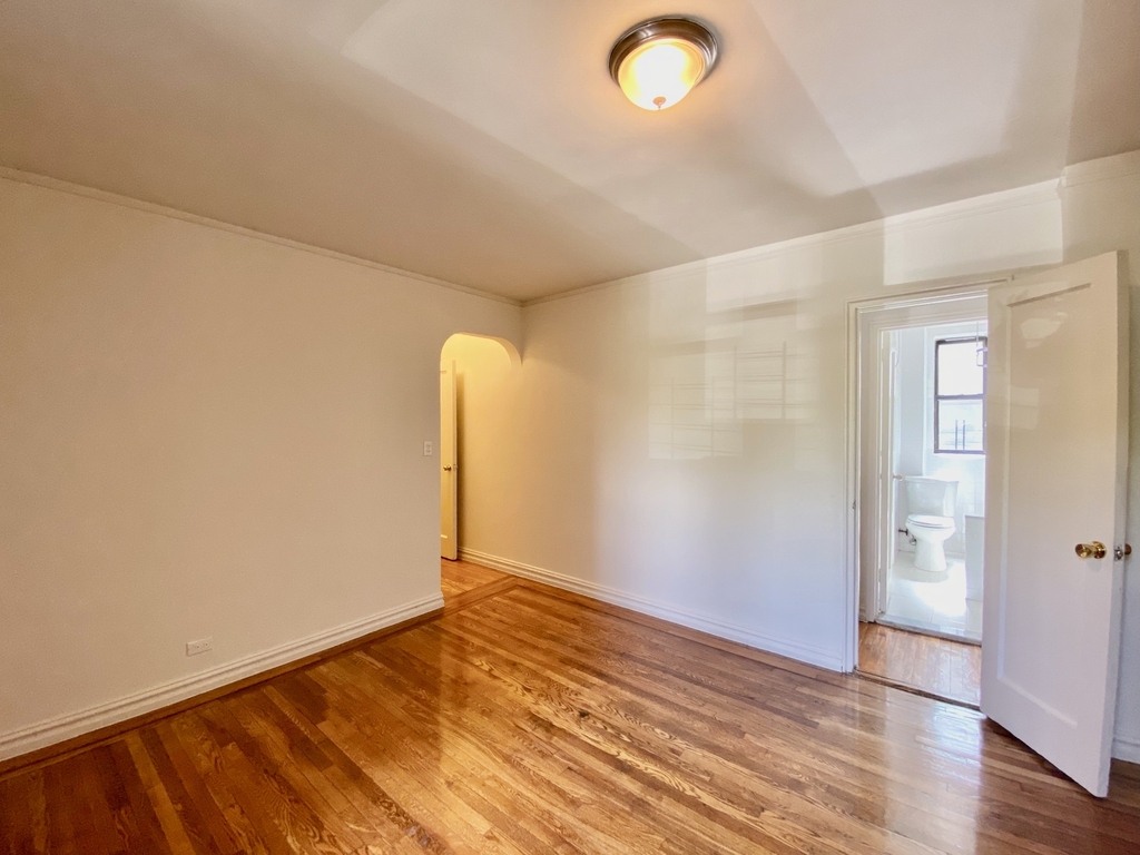 600 West 218th Street - Photo 14