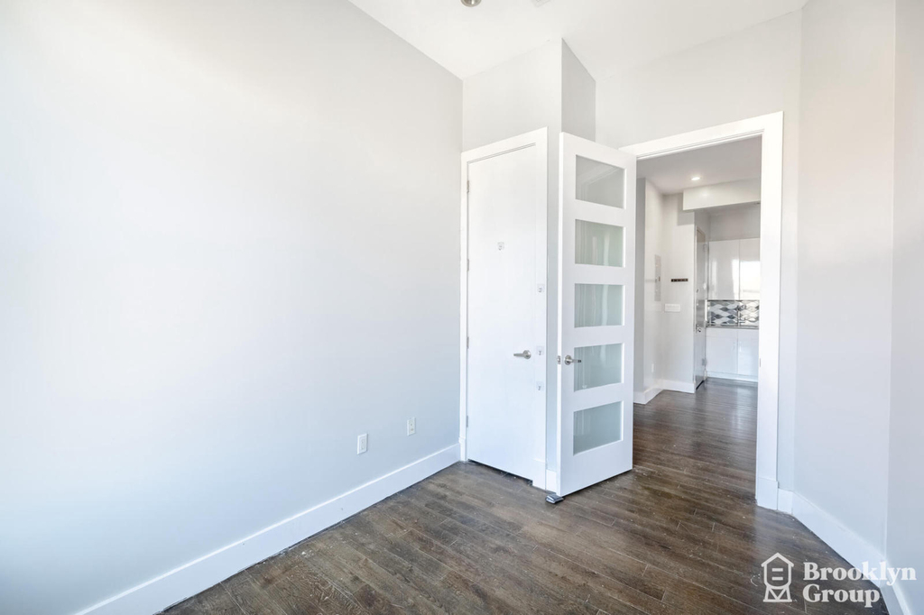 129 Park Avenue - Photo 11