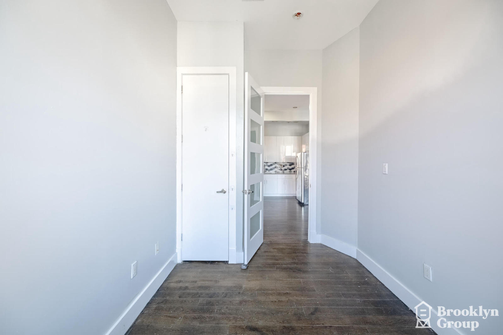 129 Park Avenue - Photo 12