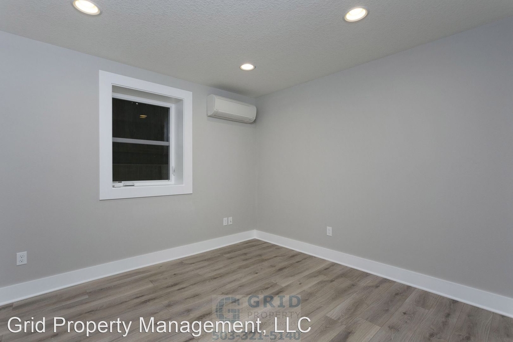 2537 Se 35th Place - Photo 6