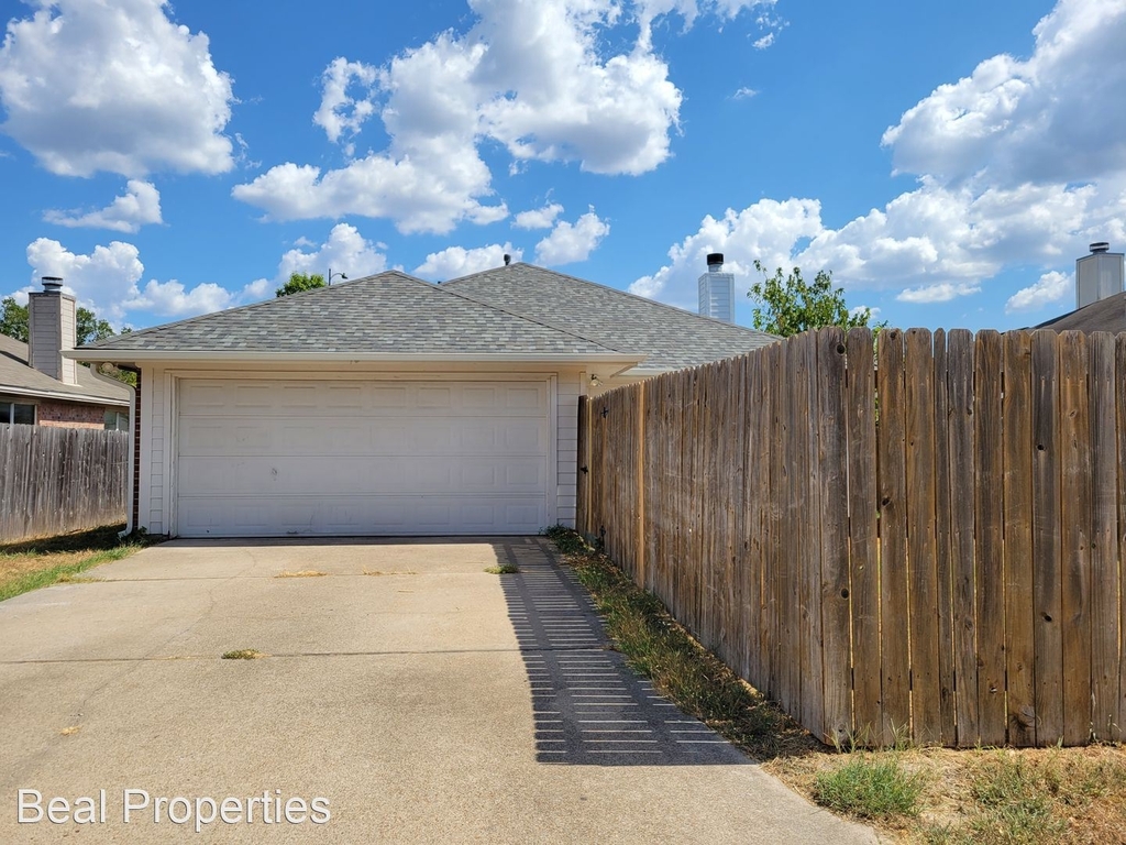 817 Azalea Ct - Photo 20