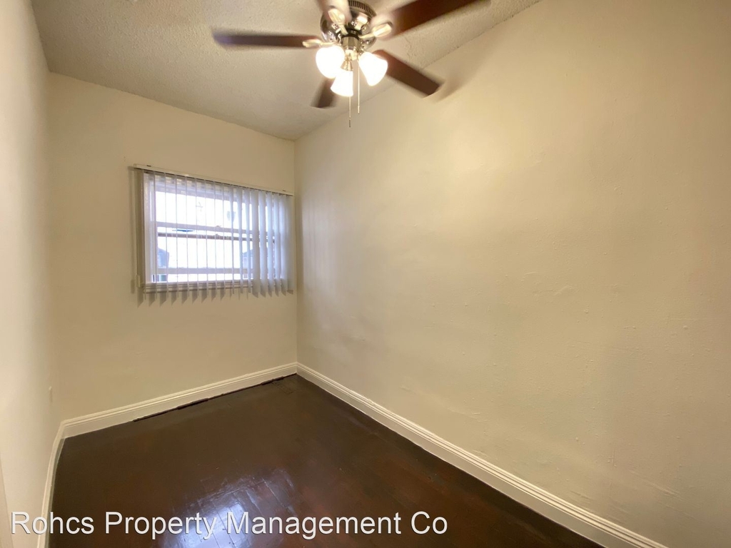 2743 San Marino Street - Photo 3