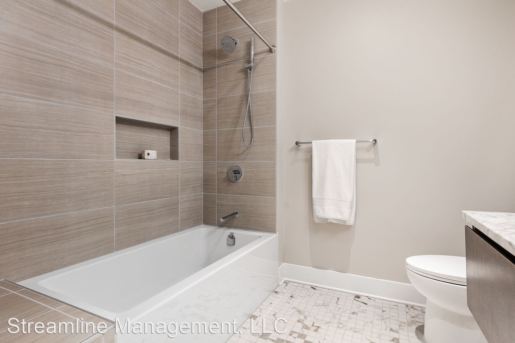1827 Wiltberger St Nw #405 - Photo 36
