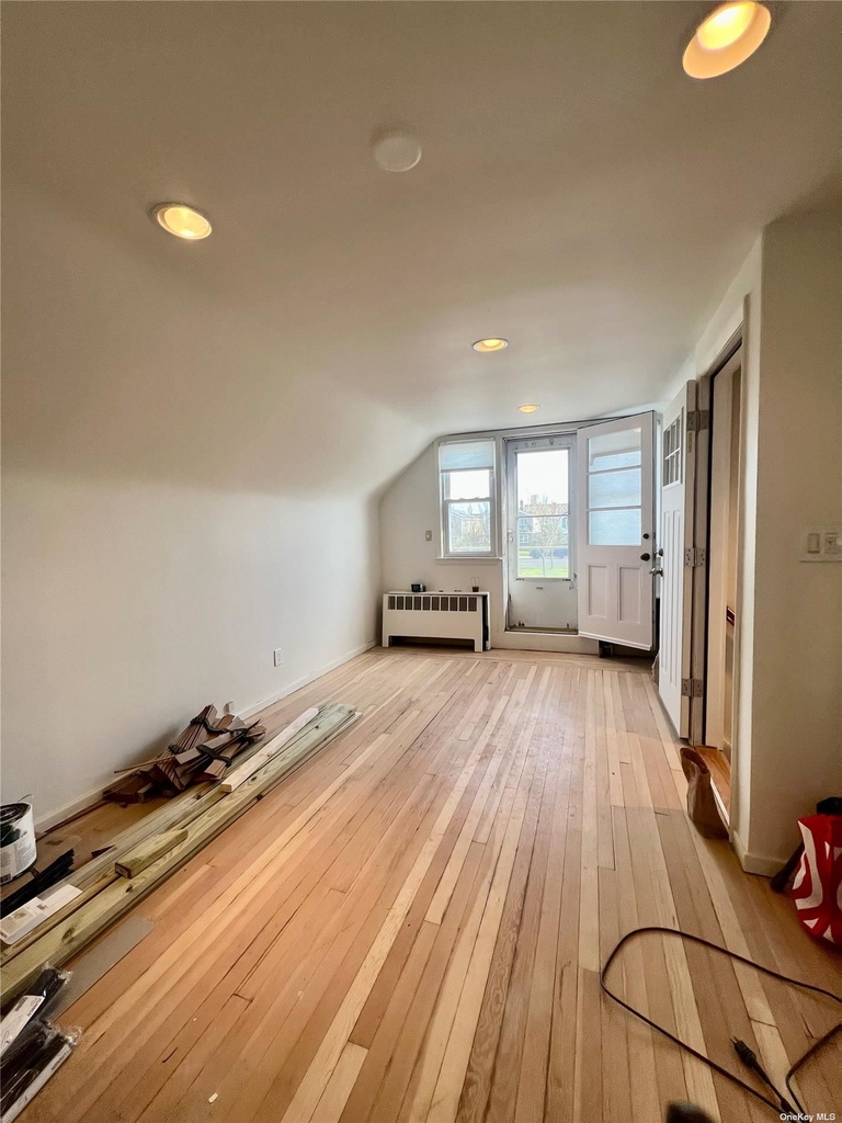 545 E Park Avenue - Photo 10