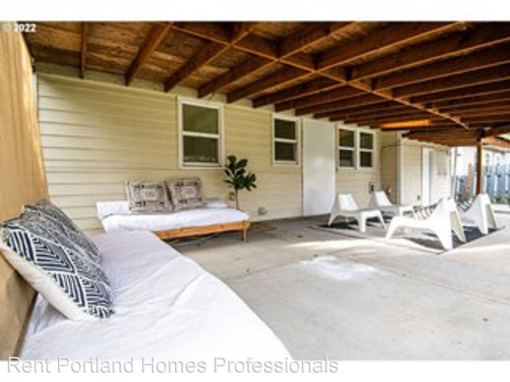 9251 Se Salmon Street - Photo 25