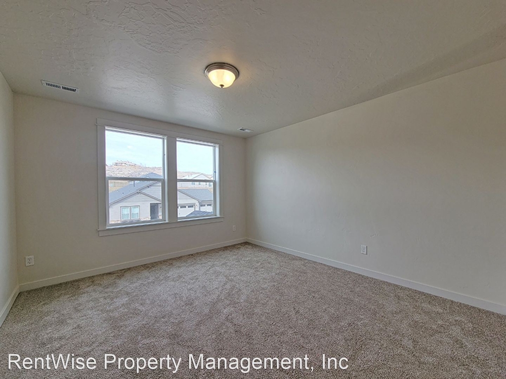 10703 W Daylily Ave - Photo 13