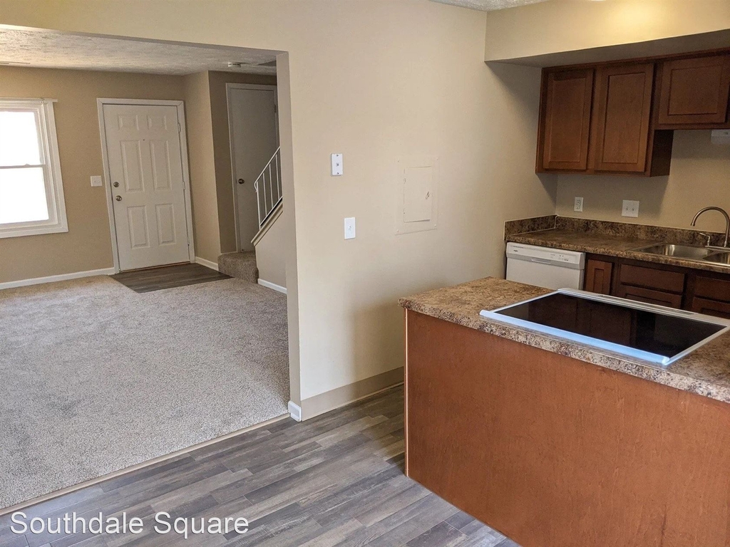 2945 Biggs Plaza - Photo 3