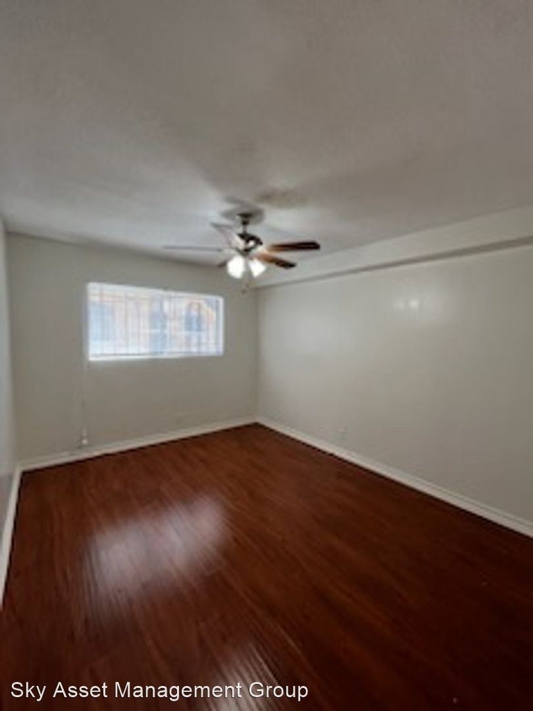 10219 Woodworth Ave - Photo 0