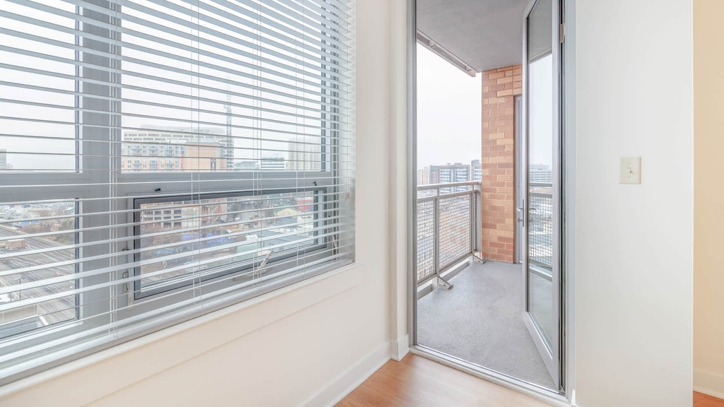 1133 East-west Highway - Photo 17