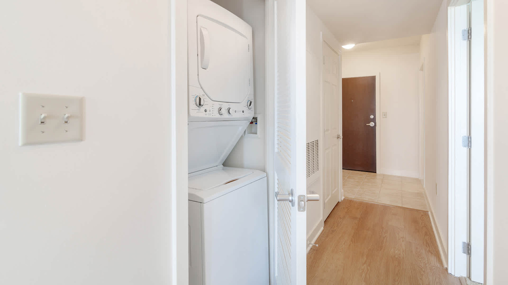 1133 East-west Highway - Photo 30