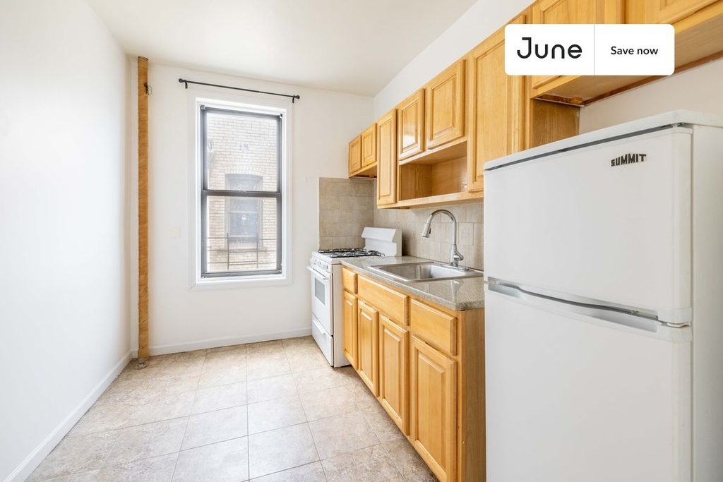 579 61st Street - Photo 1