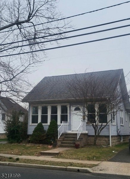 894 Ross St - Photo 0