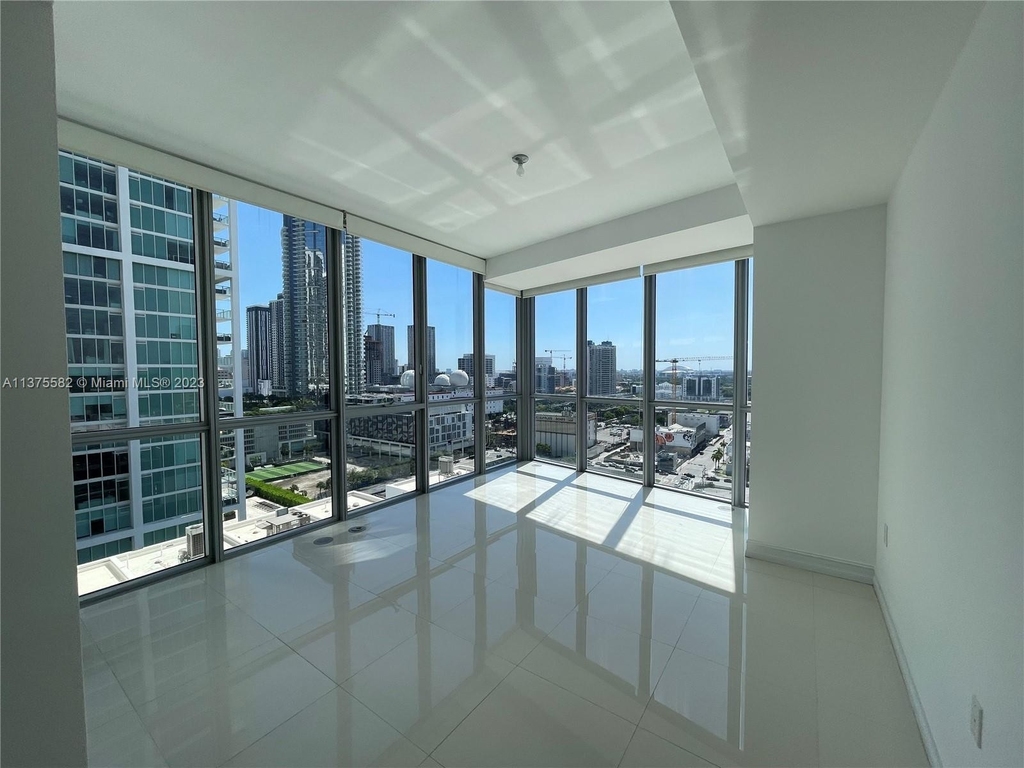 1100 Biscayne Blvd - Photo 26