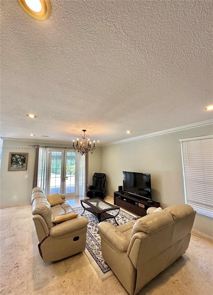 8440 Sw 165th Ter - Photo 4