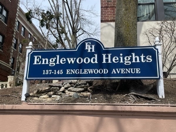145 Englewood Ave Unit 5 - Photo 31