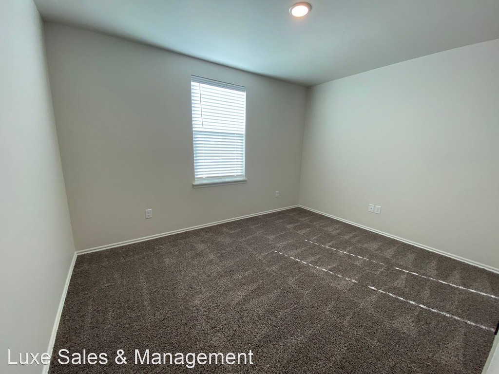 10801 Nw 119th Place - Photo 26