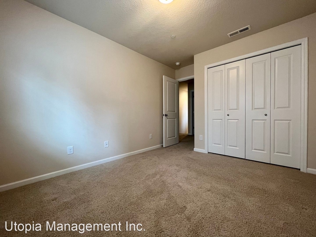 16983 Se Rhododendron St - Photo 23