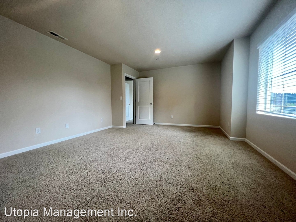 16983 Se Rhododendron St - Photo 26