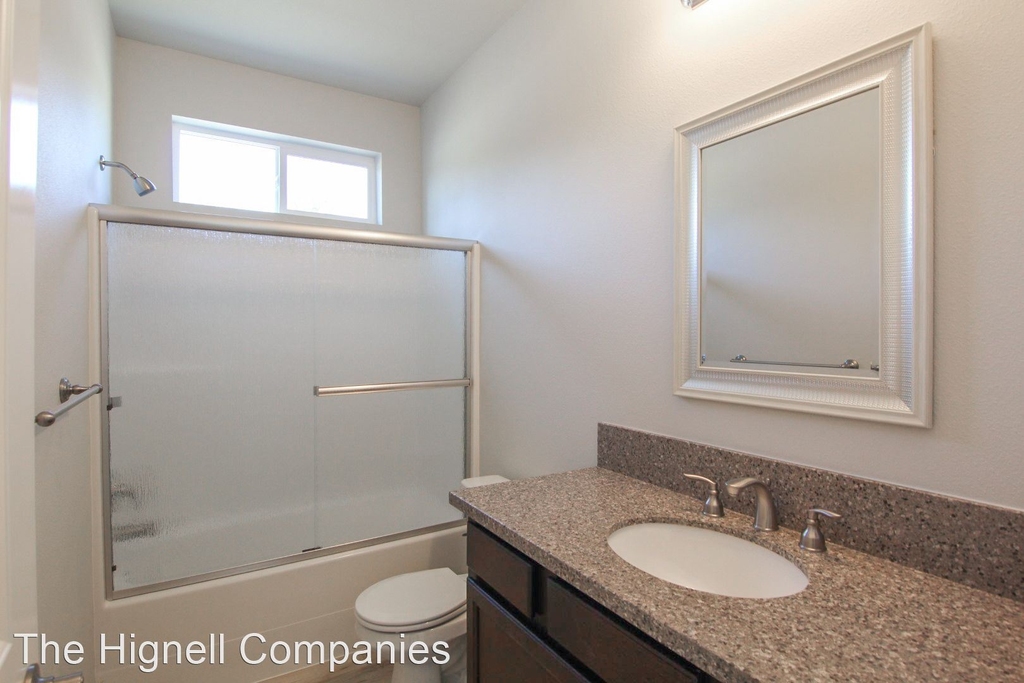 1392 Bonhurst Dr. - Photo 18