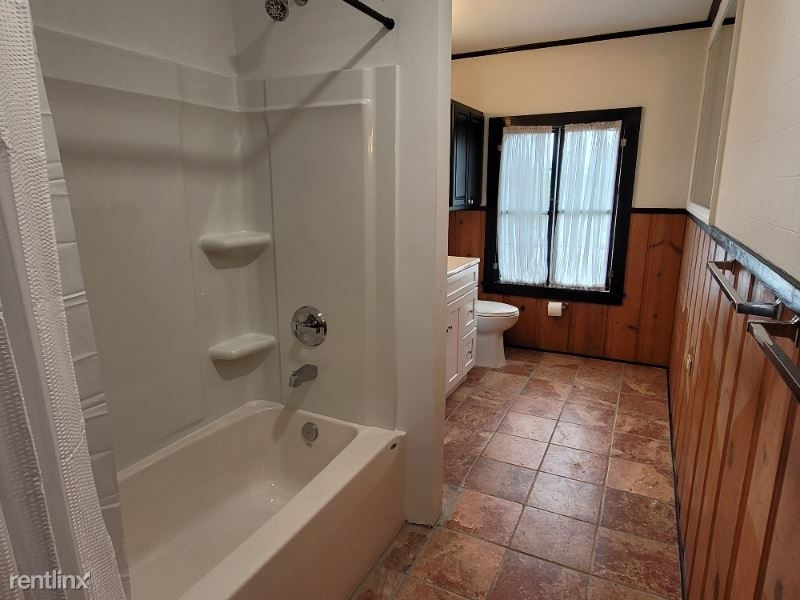 1308 E. Washington Ave. #4 - Photo 7