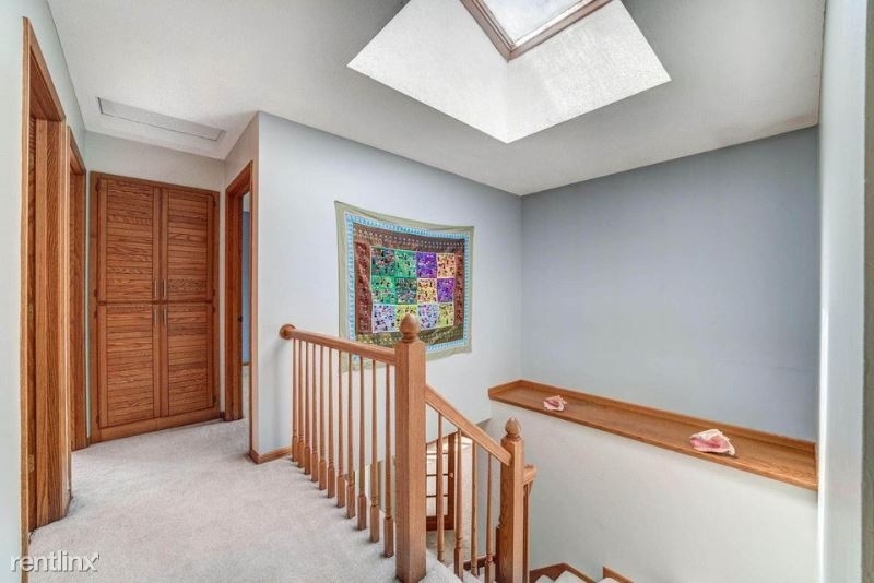 6054 Kalen Dr - Photo 10