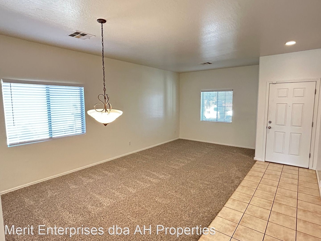 12186 N 153rd Ave - Photo 21