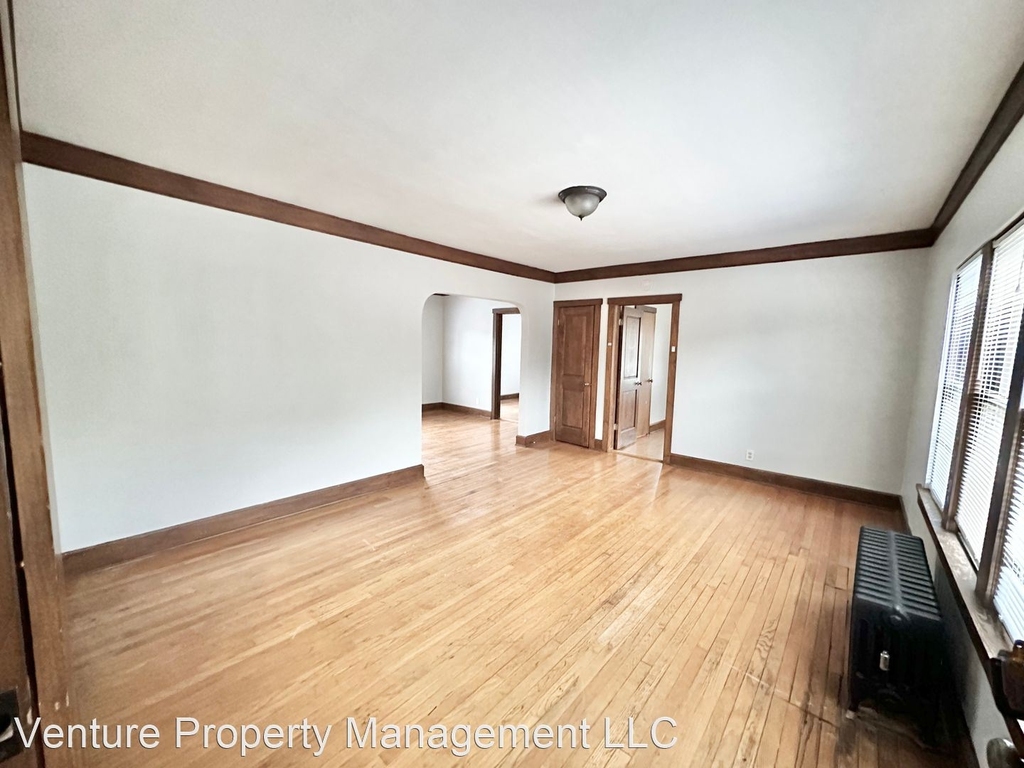 2210 N Booth St - Photo 11