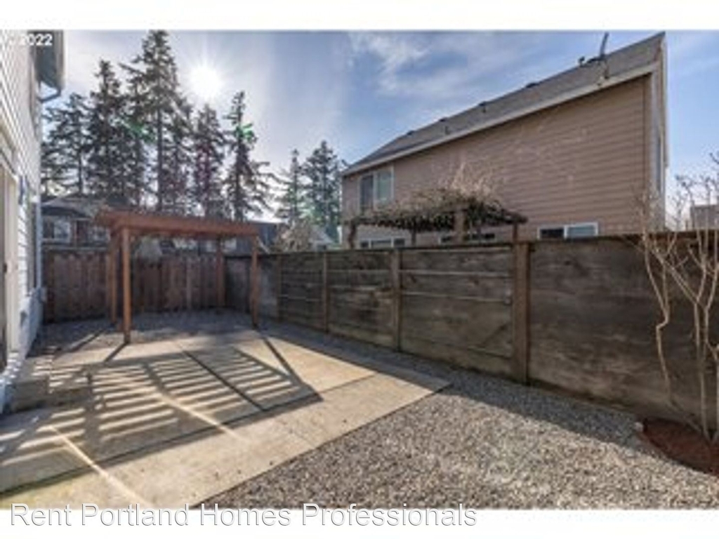 109 Nw 207th Ave - Photo 22