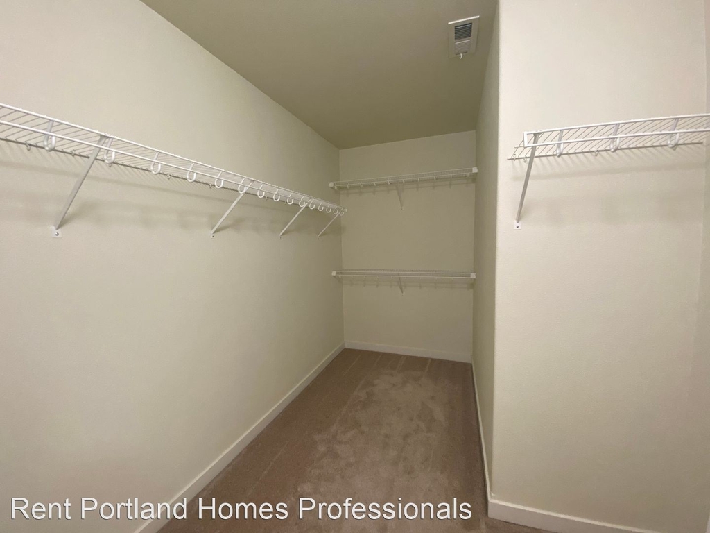 109 Nw 207th Ave - Photo 15