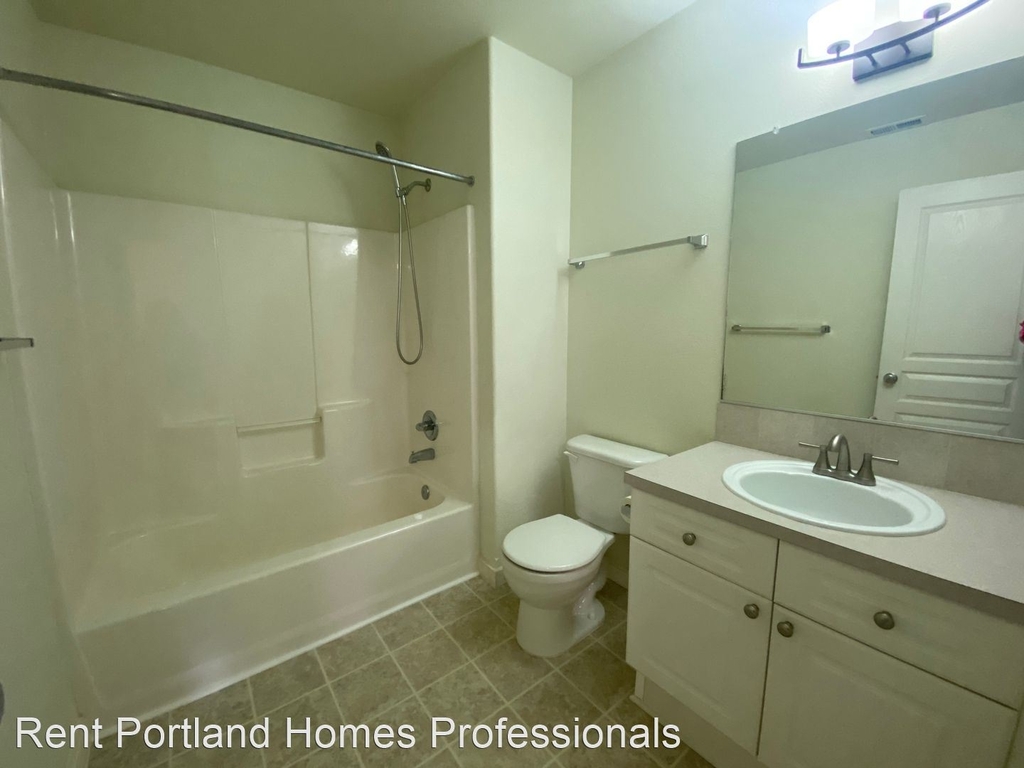 109 Nw 207th Ave - Photo 18