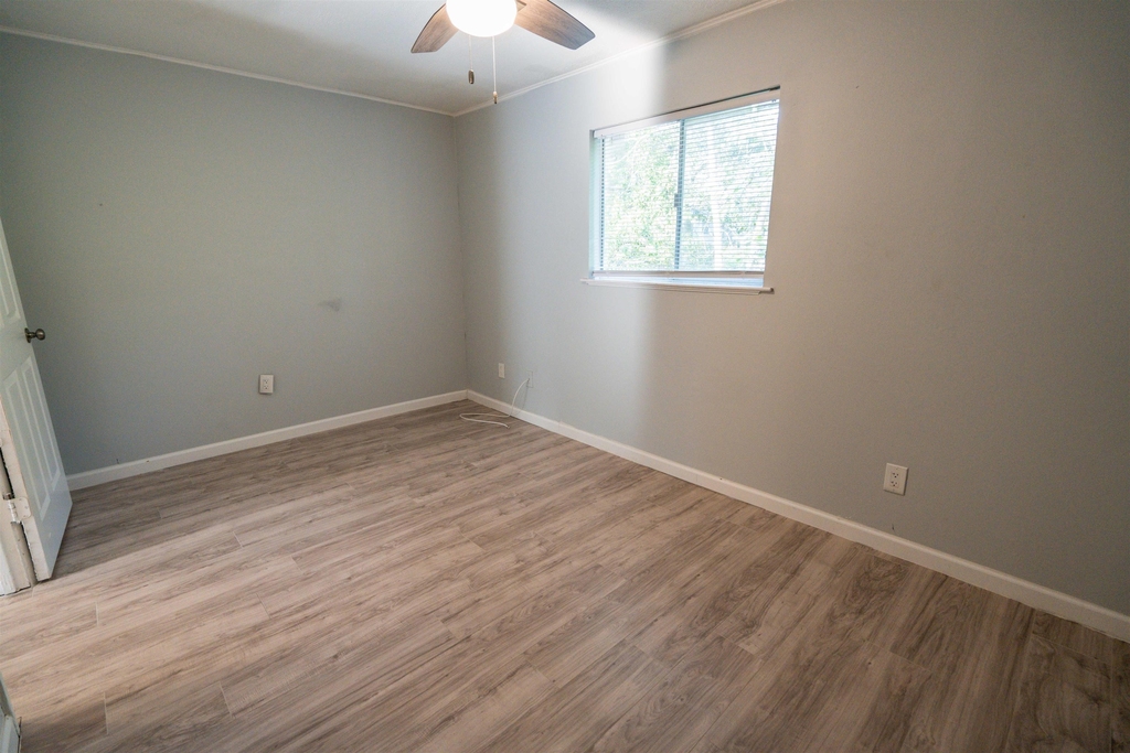 1305 Clay Street - Photo 10