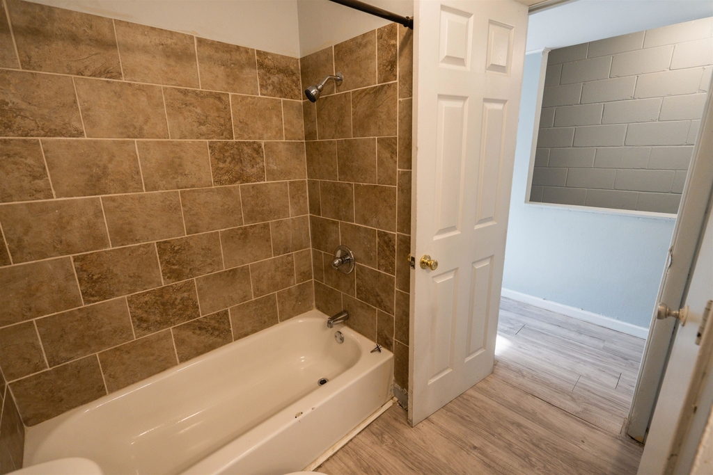 1305 Clay Street - Photo 13