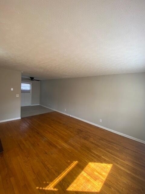 171 Greenwood Drive - Photo 2