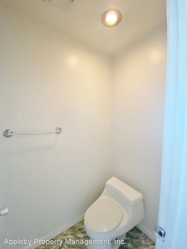 5535 Ackerfield Ave. #49 - Photo 6