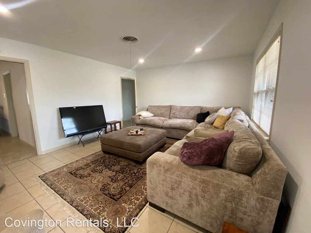 2109 S 45th St - Photo 2