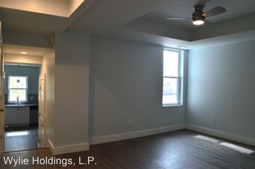 4552 Penn Avenue - Photo 2