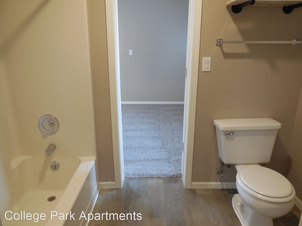 120 College Park Circle - Photo 5