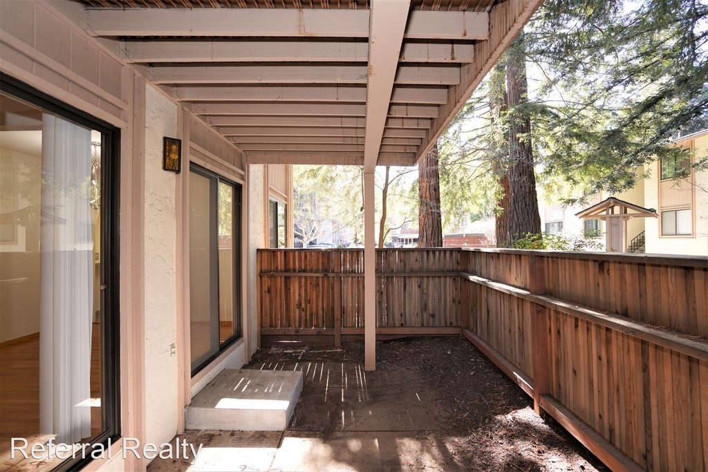 20800 4th St. #1 - Photo 15