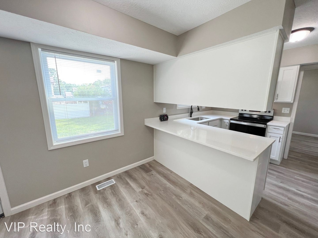 7020 Prior Place - Photo 33