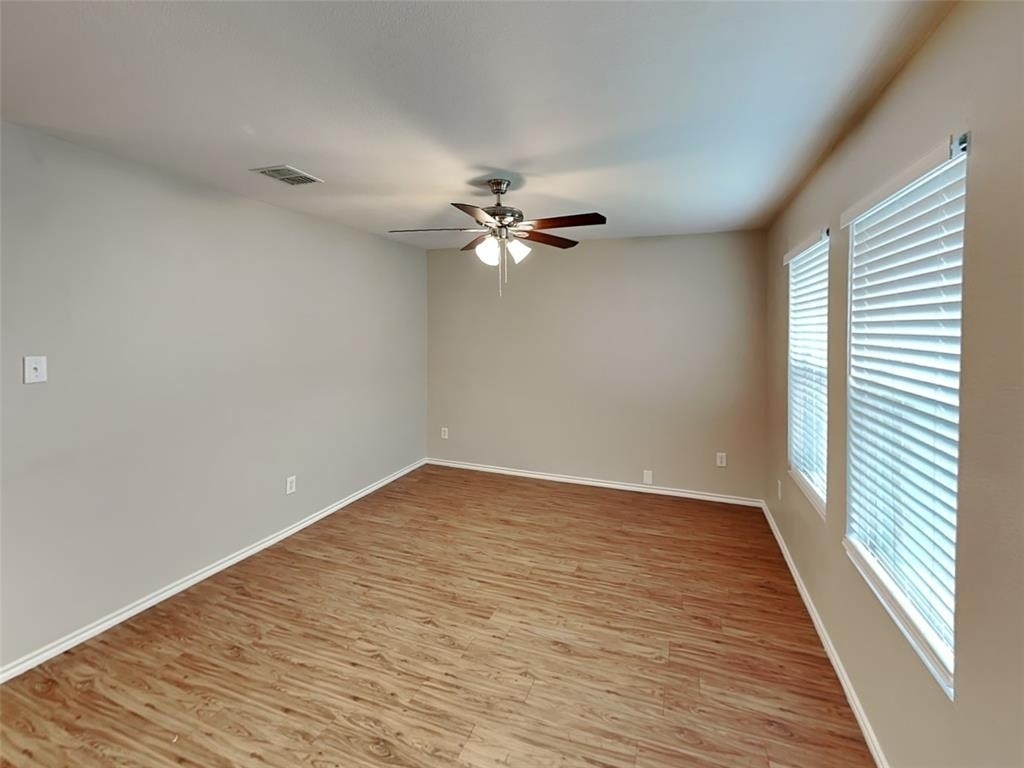 4933 Parkview Hills - Photo 3