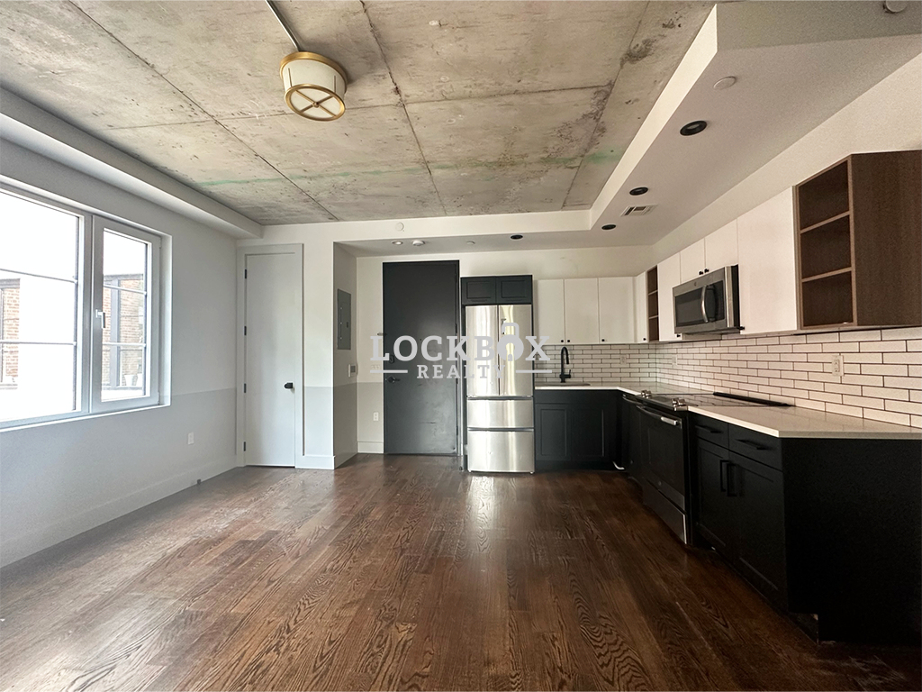 31-19 37th Street - Photo 2