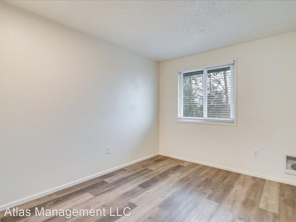 2377 W Hayes St. - Photo 16