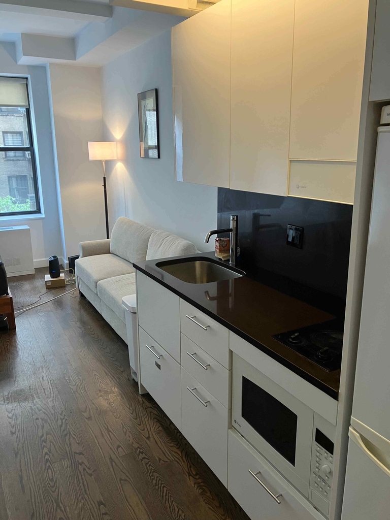 212 West 91st Street - Photo 3