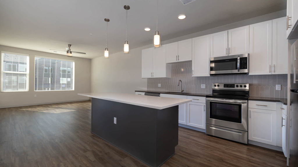 2870 Arapahoe Rd - Photo 6