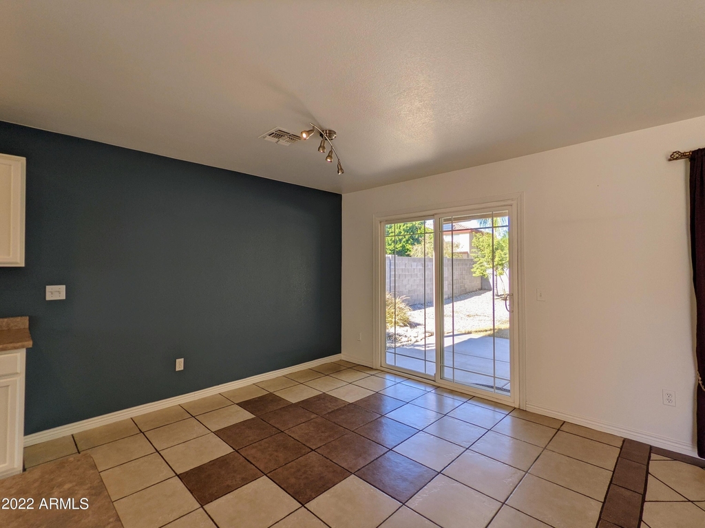 10618 W Daley Lane - Photo 21