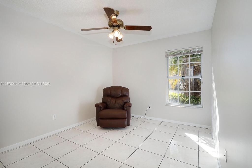 12357 Sw 144th Ter - Photo 23