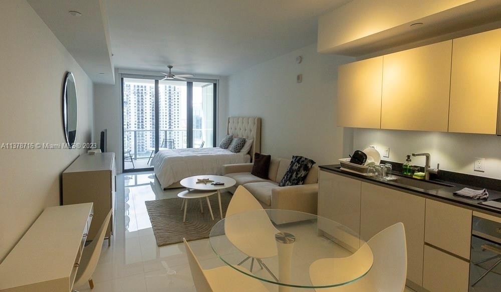 1010 Brickell Ave - Photo 2