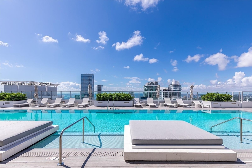 1010 Brickell Ave - Photo 16